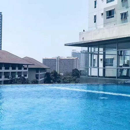The Base Condo Pattaya Extérieur photo
