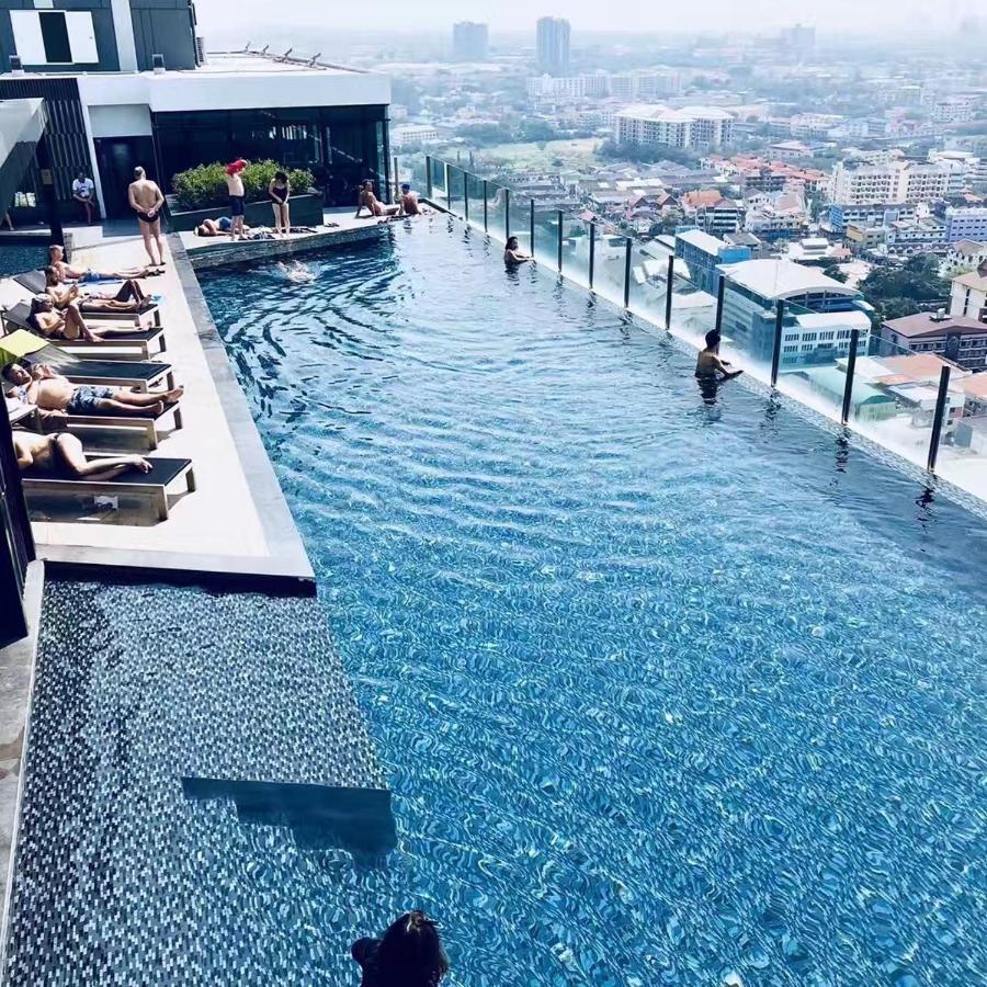 The Base Condo Pattaya Extérieur photo